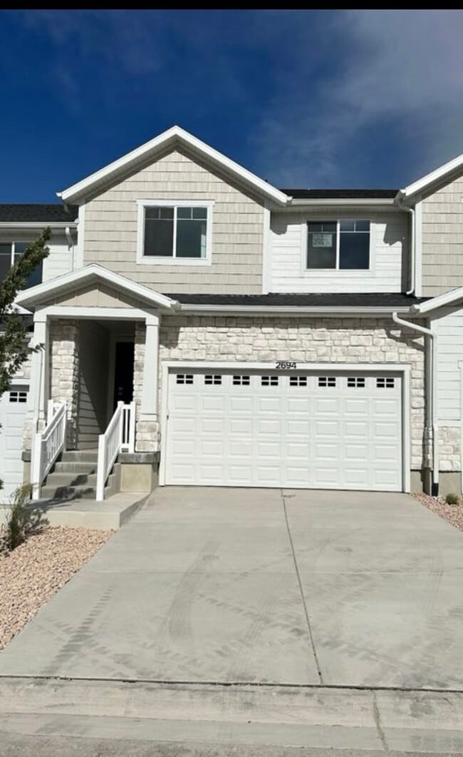 Primary Photo - 2694 Blue Dawn Ln