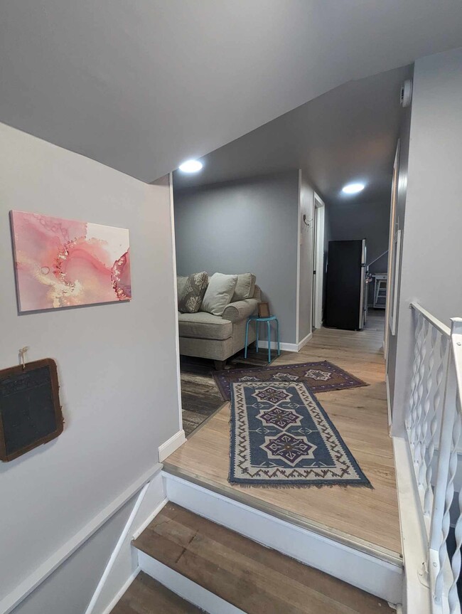 Building Photo - 9th Street Triplex