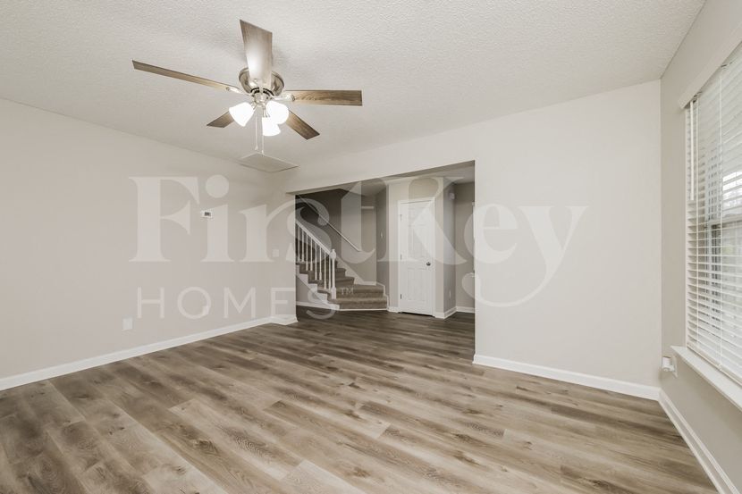 Building Photo - 4944 Lighthouse Ct