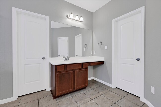 Building Photo - 20254 Fossil Valley Ln