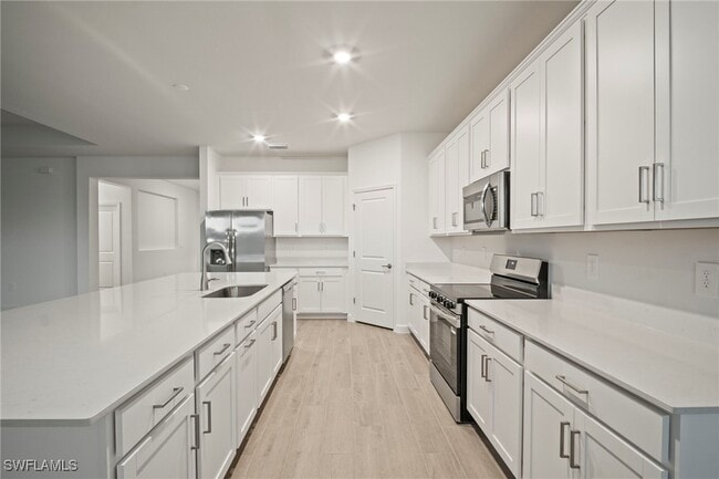 Building Photo - 10617 Timber Crk Dr