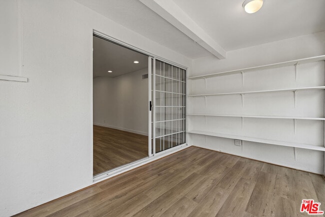 Building Photo - 1511 Edris Dr