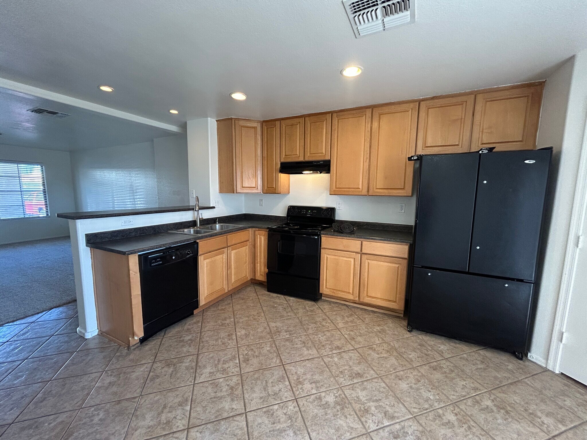 Building Photo - 7801 N 44th Dr