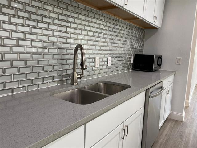 Building Photo - 3035 Townsend Dr