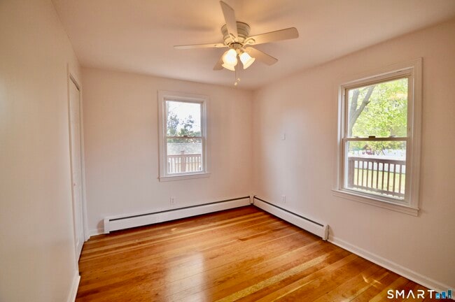 Building Photo - 314 Knowlton St