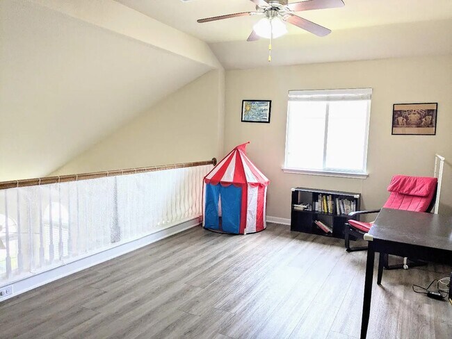 Building Photo - 13512 Night Heron Dr