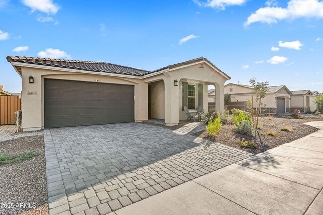 Building Photo - 5419 W Las Palmaritas Dr