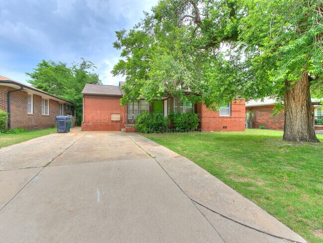 Building Photo - 3145 NW 47th St