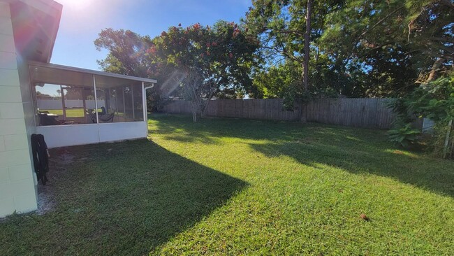Building Photo - 126 Fiesta Dr