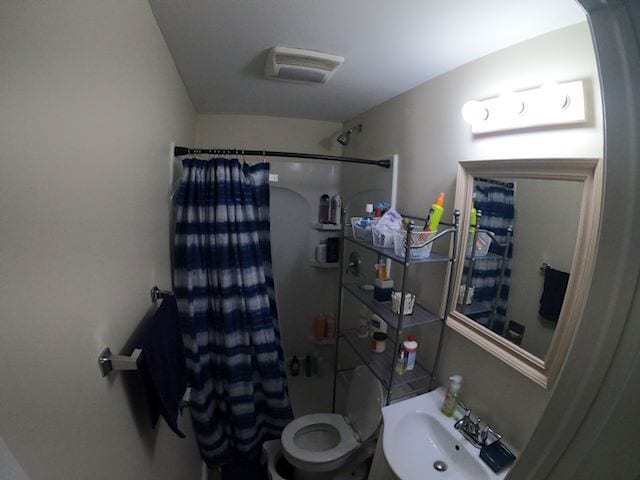 bathroom shower 1 - 146 Mill St