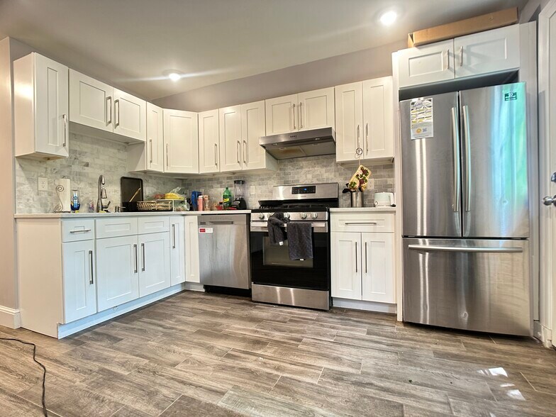 Primary Photo - 24 Pearson Rd