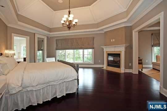 Building Photo - 113 Bellaire Dr