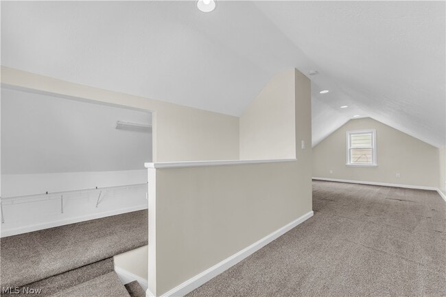Building Photo - 10518 Langton Ave