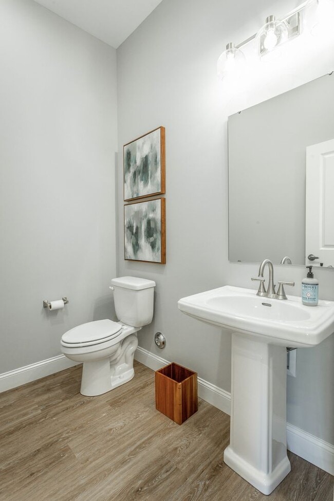 Building Photo - Brand New 4 Bedroom 3.5 Bath