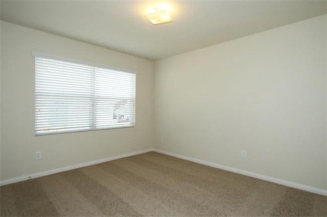 Building Photo - 21106 Sugar Orchard Ln