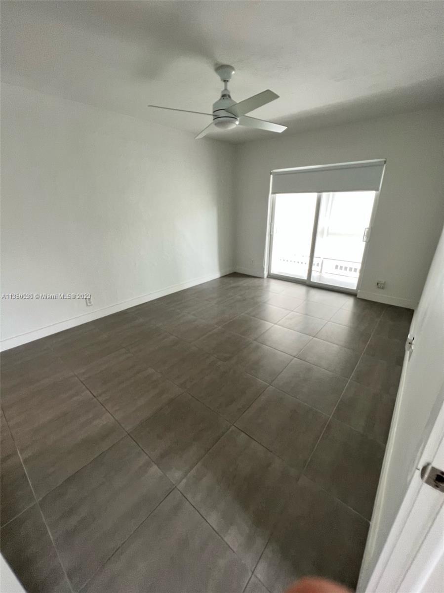 Building Photo - 240 Galen Dr