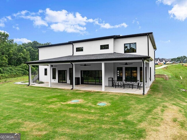 Building Photo - 151 S Pointe Dr