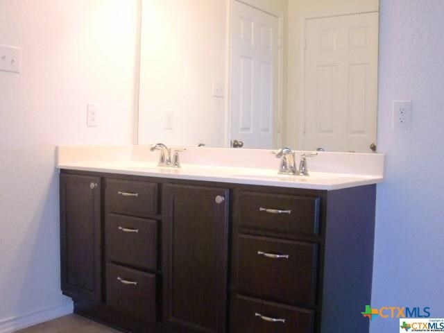 Building Photo - 1509 Cap Ridge Peak