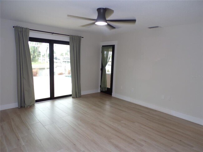 Building Photo - 510 Medici Ct