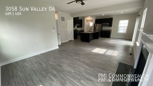 Building Photo - 3058 Sun Valley Dr