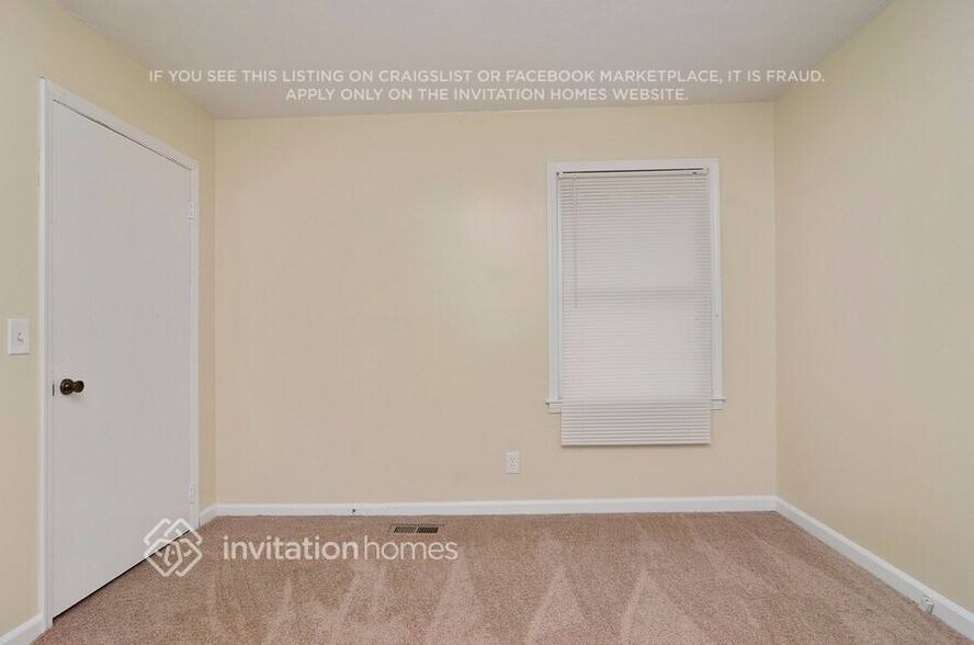 Building Photo - 4732 Woods Valley Dr