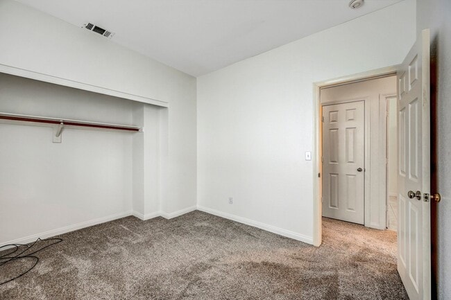 Building Photo - Beautiful Summerlin Hills Two Story 4 Bedr...