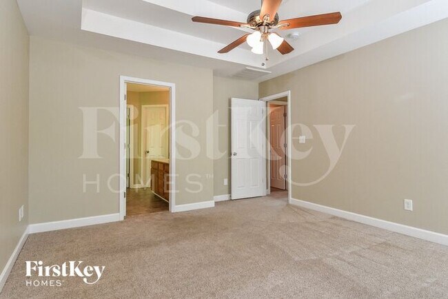 Building Photo - 5120 Springhouse Farm Rd