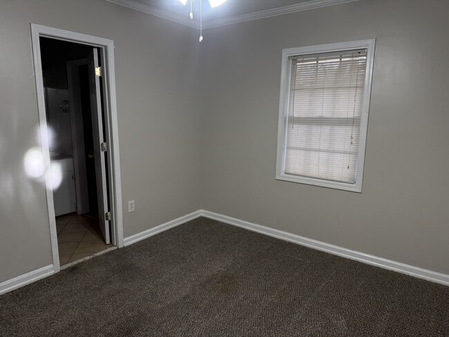 Building Photo - 83 Armstead Dr