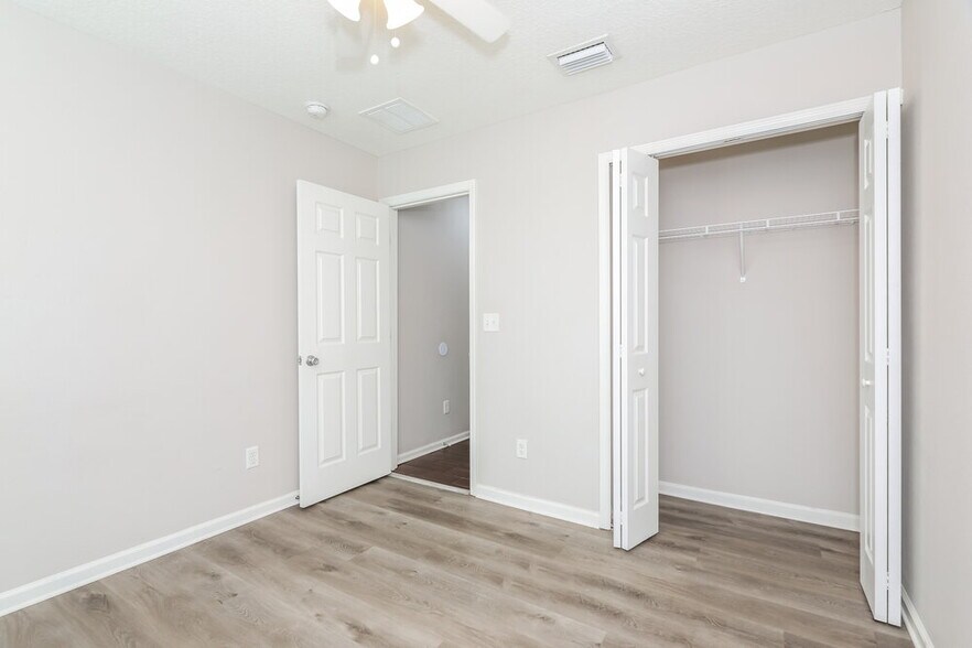 Building Photo - 1329 Biscayne Grove Ln