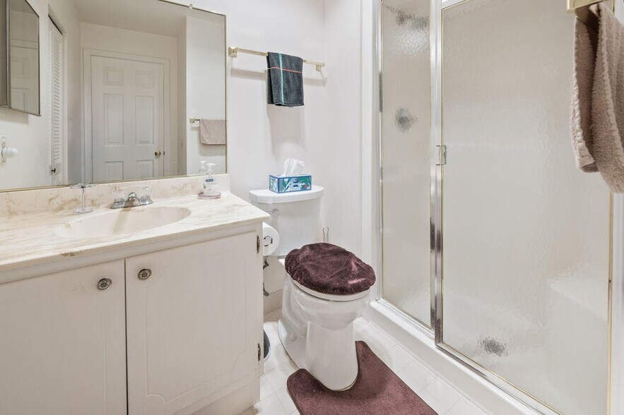 Building Photo - 937 W Heritage Ct