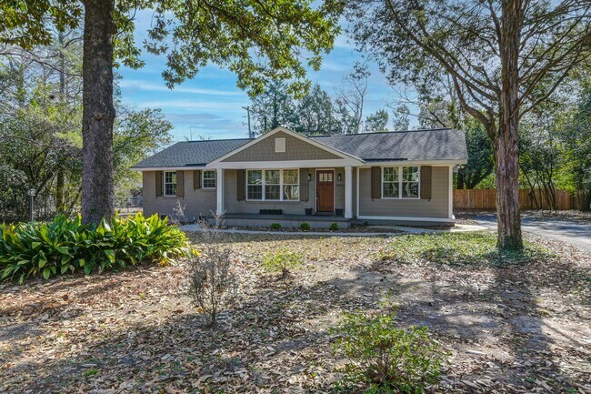 Building Photo - Renovated home in Forest Acres for rent!