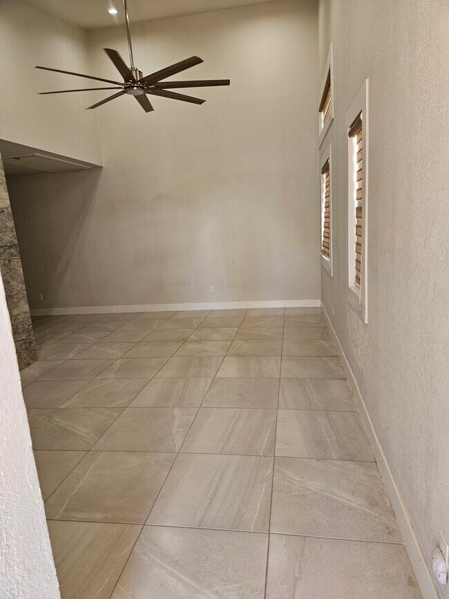 Building Photo - 1352 Trudy Elaine Dr