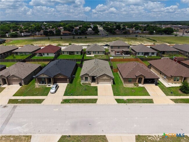 Building Photo - 5407 Laustin Ln