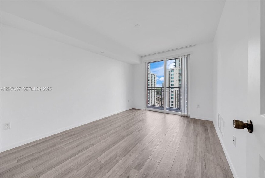 Building Photo - 7350 SW 89th St