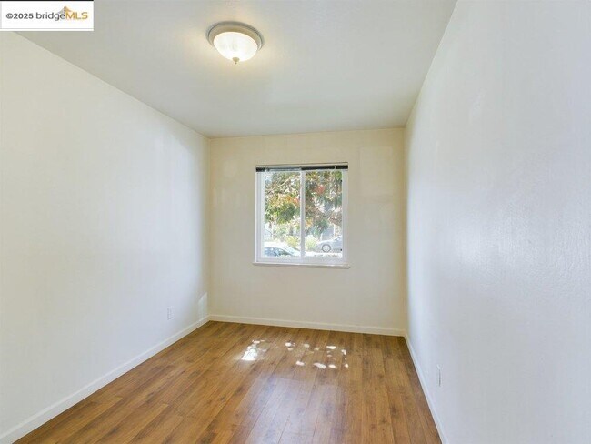 Building Photo - 3811 Opal St