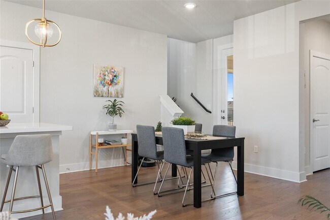 Building Photo - 8419 Laughlin Ln