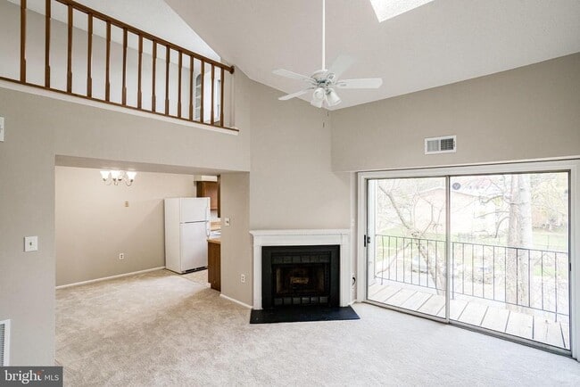 Building Photo - 7758 New Providence Dr