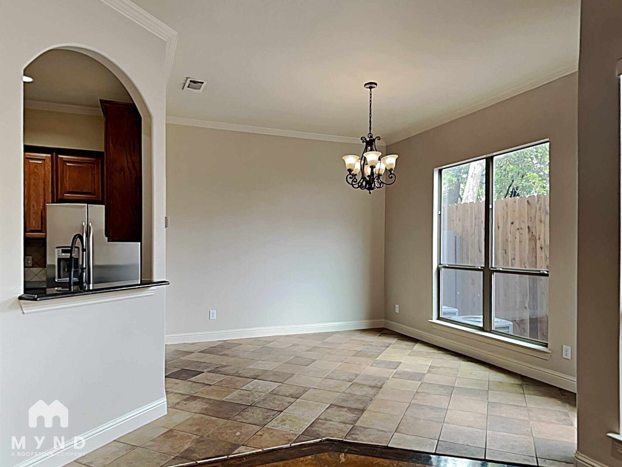 Building Photo - 2204 Apollonia Ln