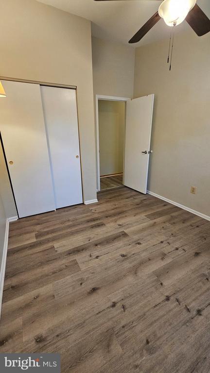 Building Photo - 9 Hamlet Dr