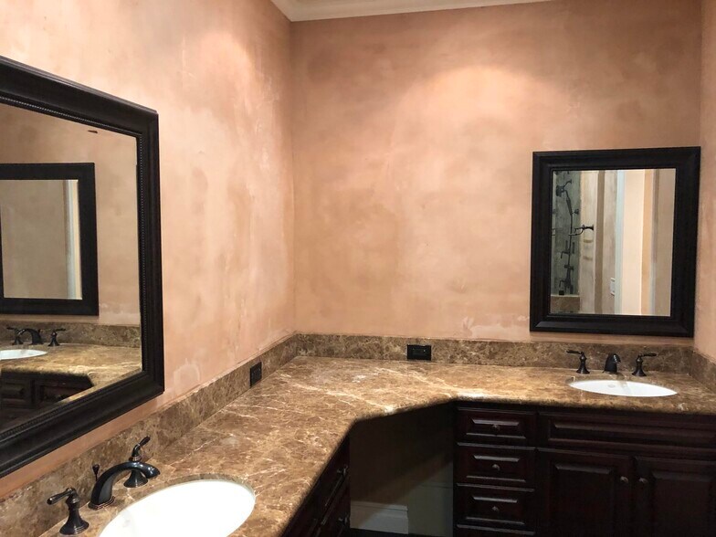 MASTER BATHROOM - 2324 S Beverly Glen Blvd