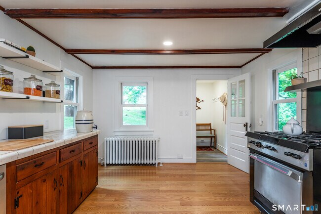 Building Photo - 48 Keeler Rd