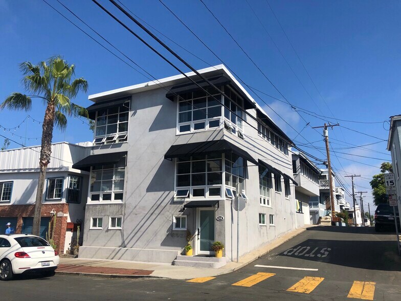 Building Photo - 316 1st St