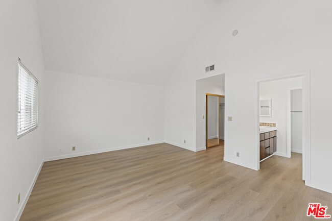 Building Photo - 1711 Goodman Ave