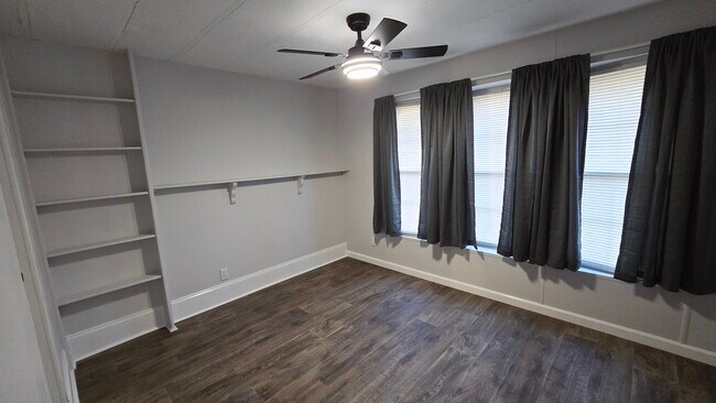 Building Photo - 77 3rd St