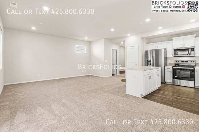 Building Photo - Peaceful Retreat in Beautiful Bremerton