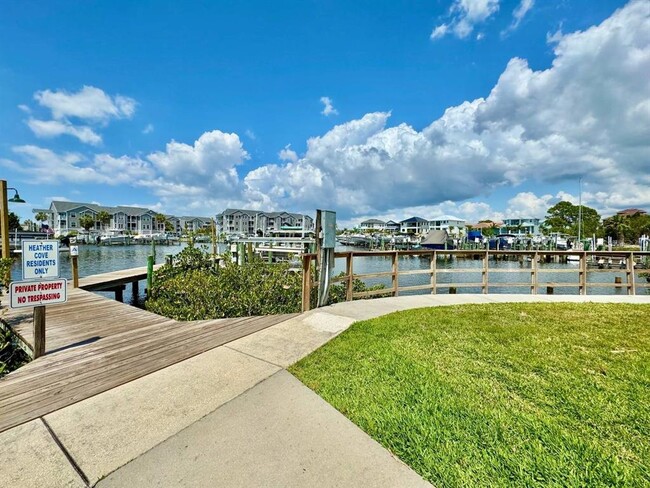 Building Photo - 5537 Sea Forest Dr