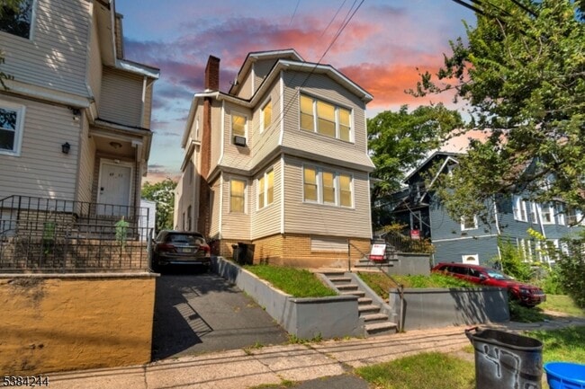 Building Photo - 47 Parkview Terrace
