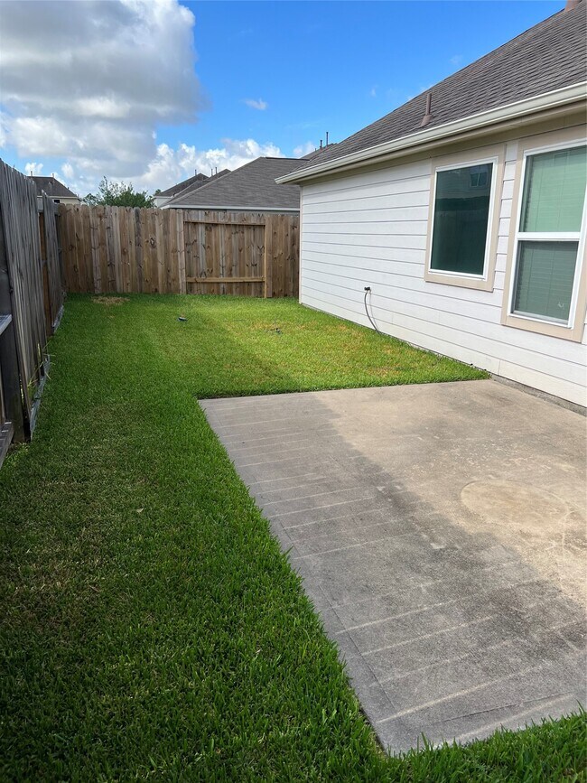 Building Photo - 14834 Waverly Hill Ln