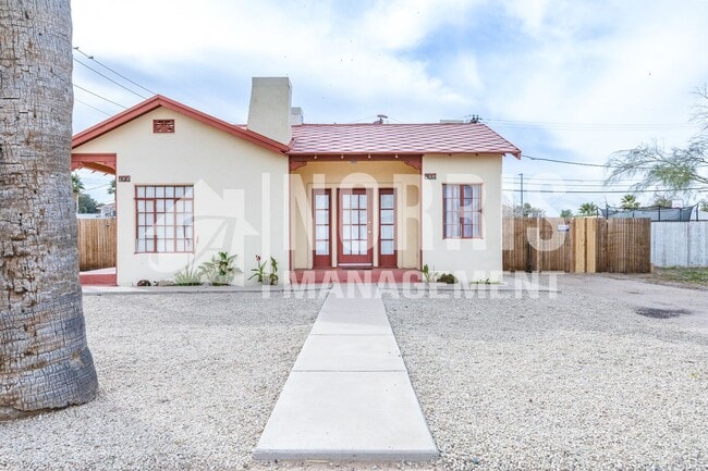 Primary Photo - Adorable Private One Bedroom, One Bathroom...