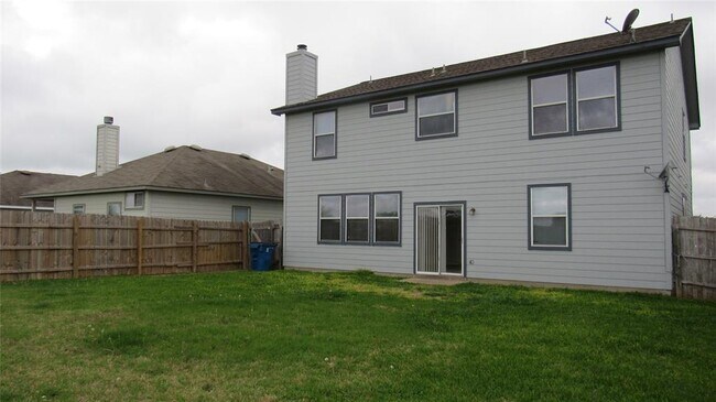 Building Photo - 11905 Bastrop St